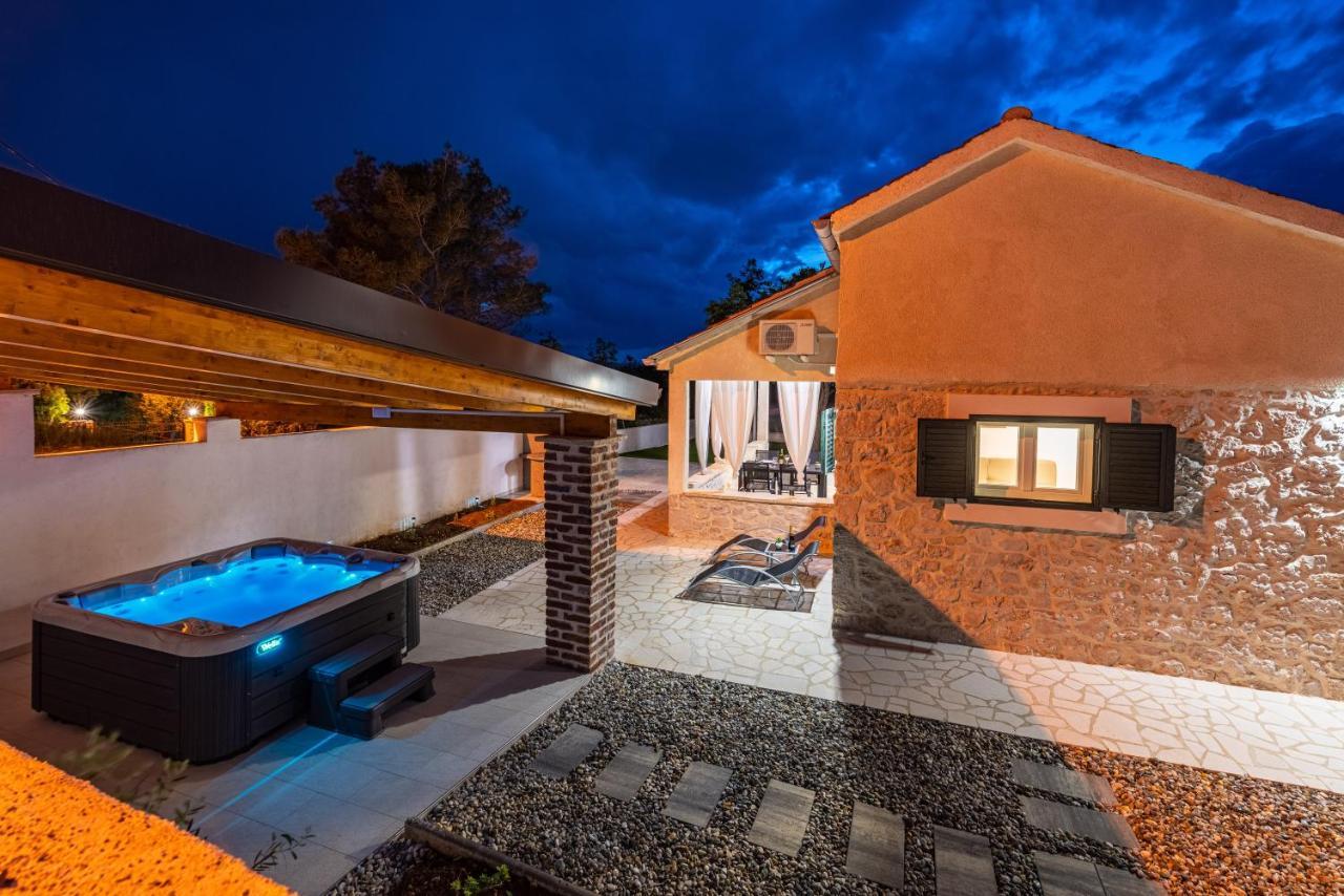 Holiday Home Figurica Novigrad  Exterior foto